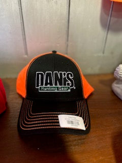 Dans Hat