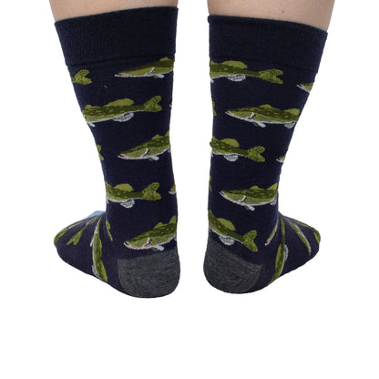 EXTRAFINE MERINO WOOL LARGEMOUTH BASS FISH IN NAVY