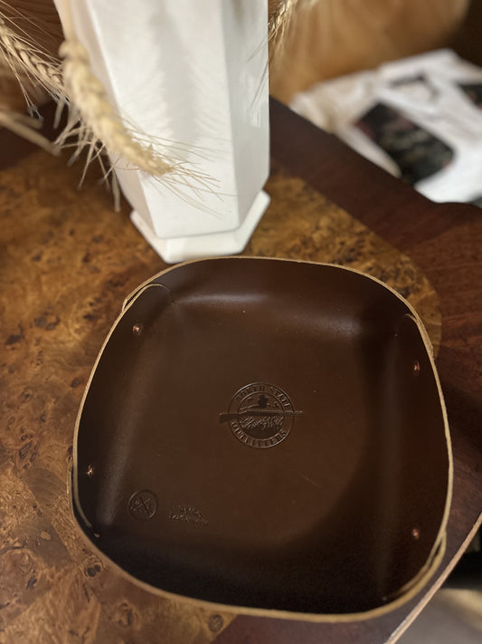 Whiskey Leatherworks North State Logo Desk Valet
